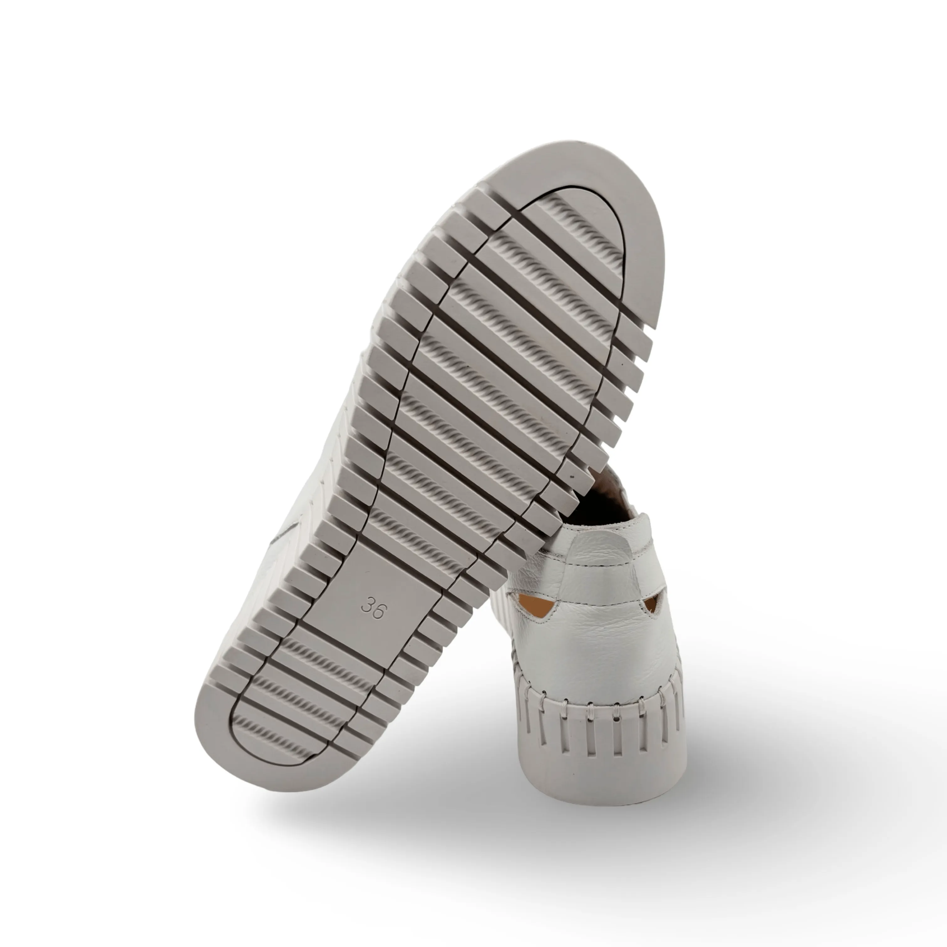 Bartas White Sneaker