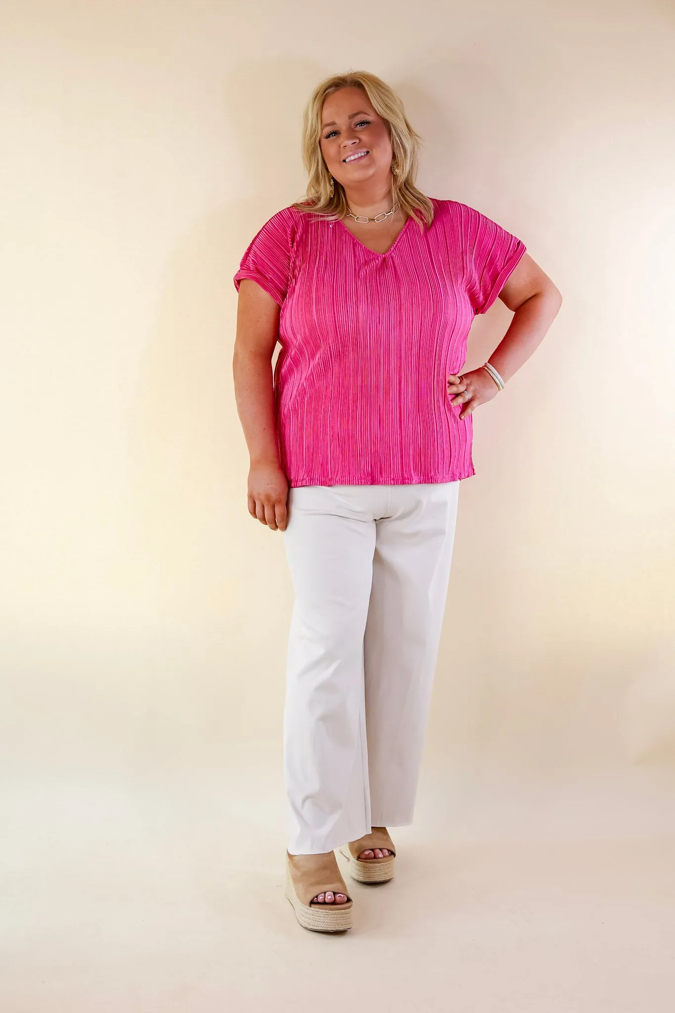 Casual Charm V Neck Plissé Top in Magenta