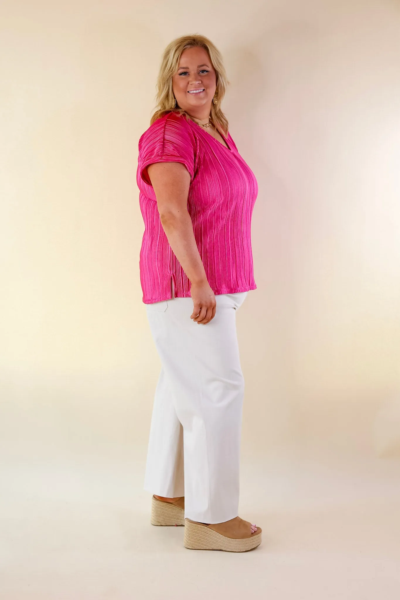 Casual Charm V Neck Plissé Top in Magenta