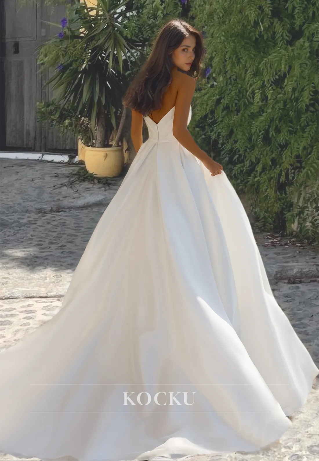 Classic&Simple Sweetheart A-Line Sleeveless Ruched Satin Wedding Dress with Sweep Train Bridal Gowns