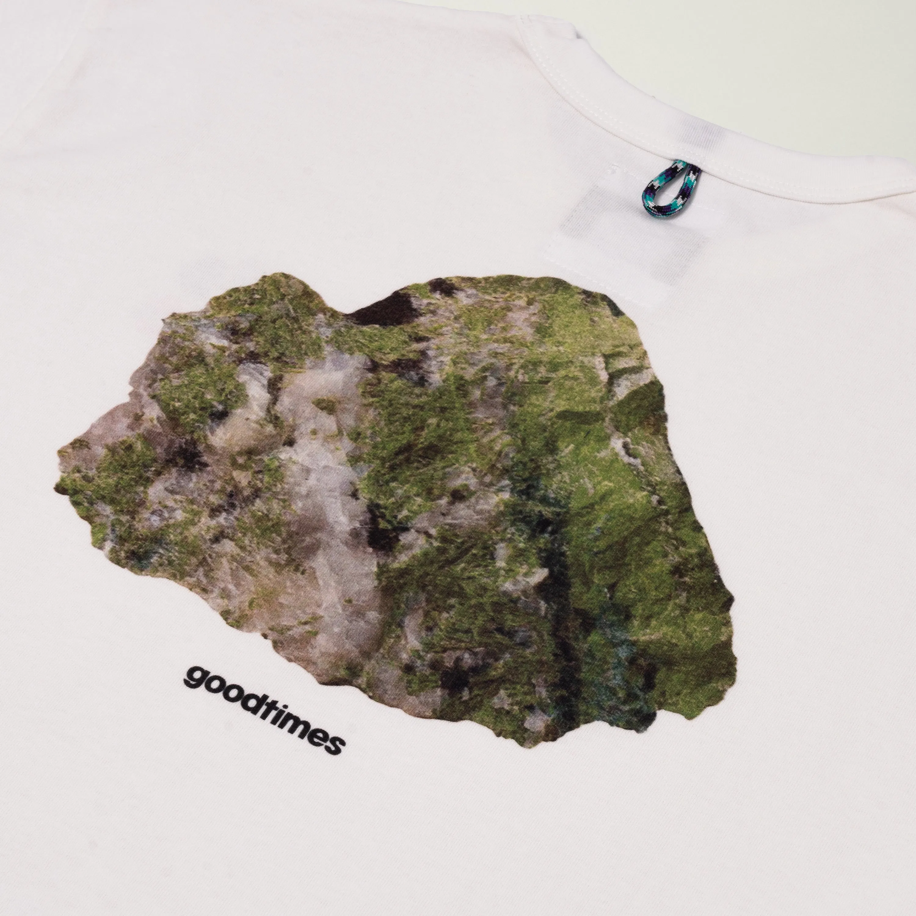 GOODTIMES WEAR Tee: Isle #01 (WHITE)