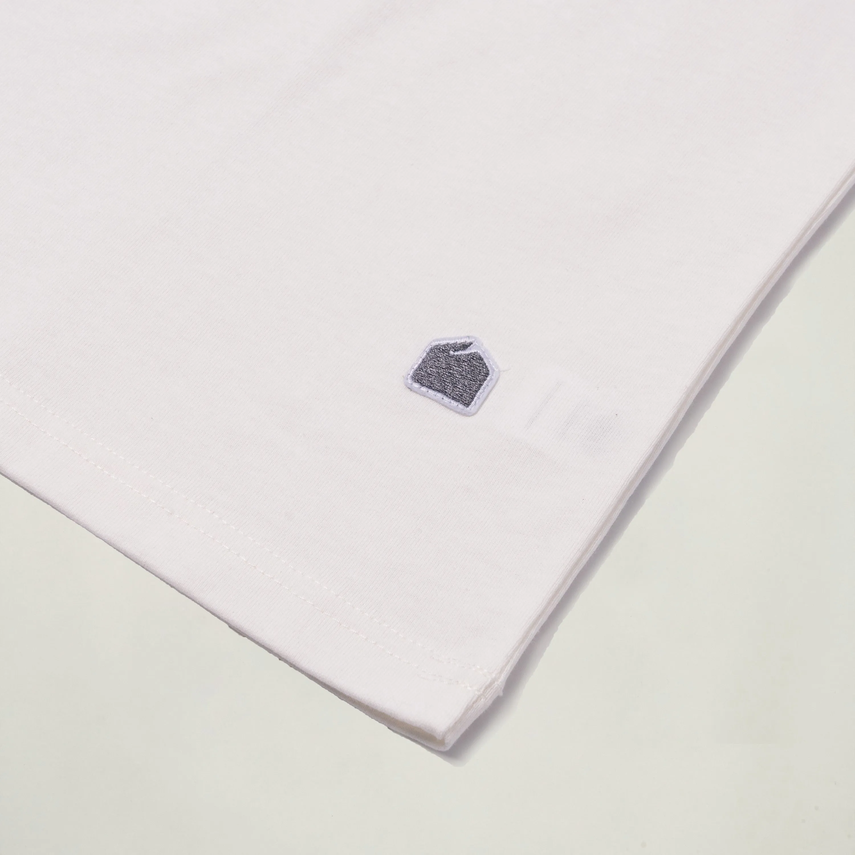 GOODTIMES WEAR Tee: Isle #01 (WHITE)