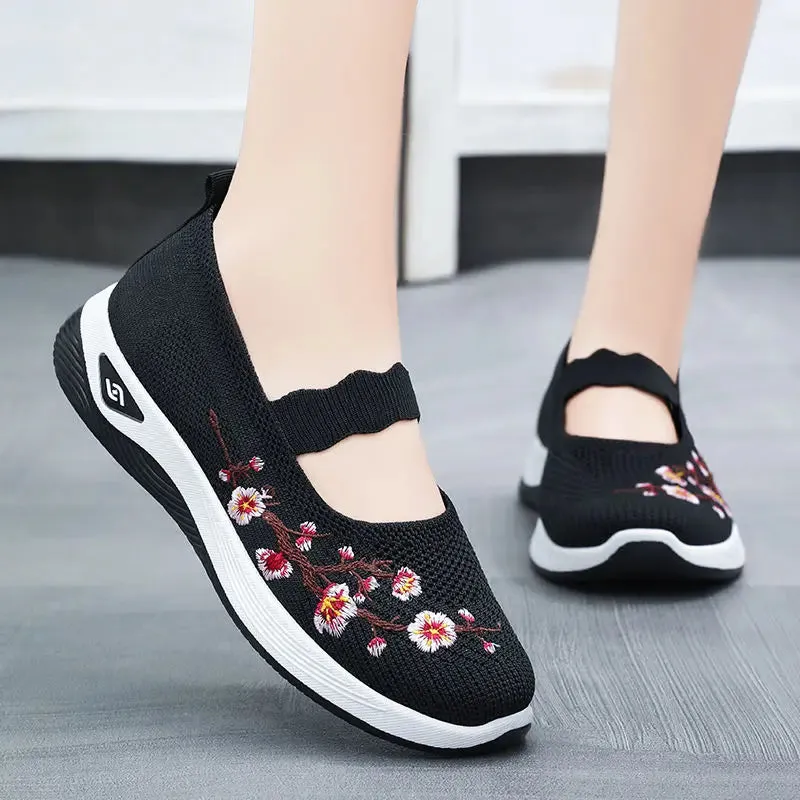Orthopaedic shoes for women