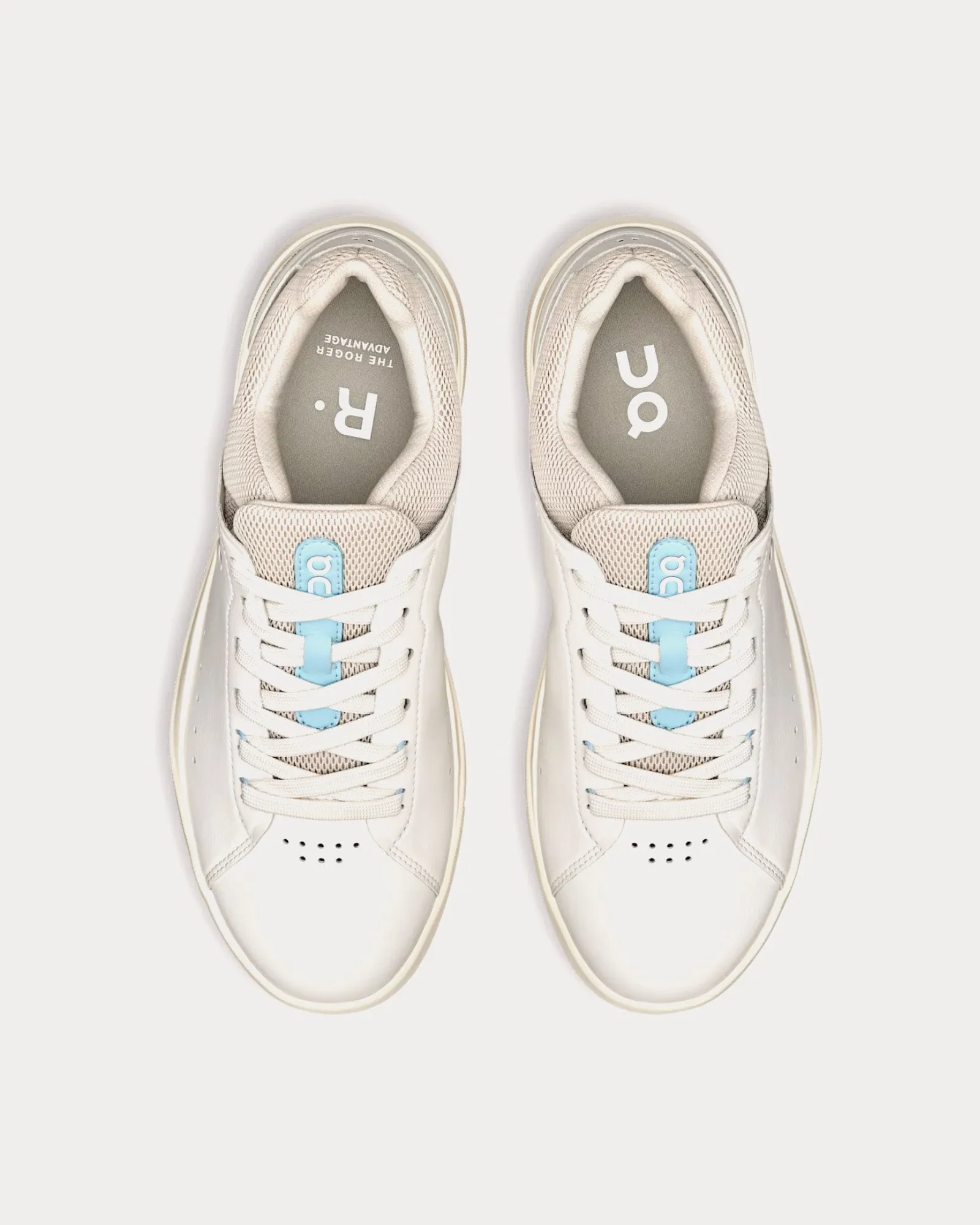 The Roger Advantage White / Sand Low Top Sneakers