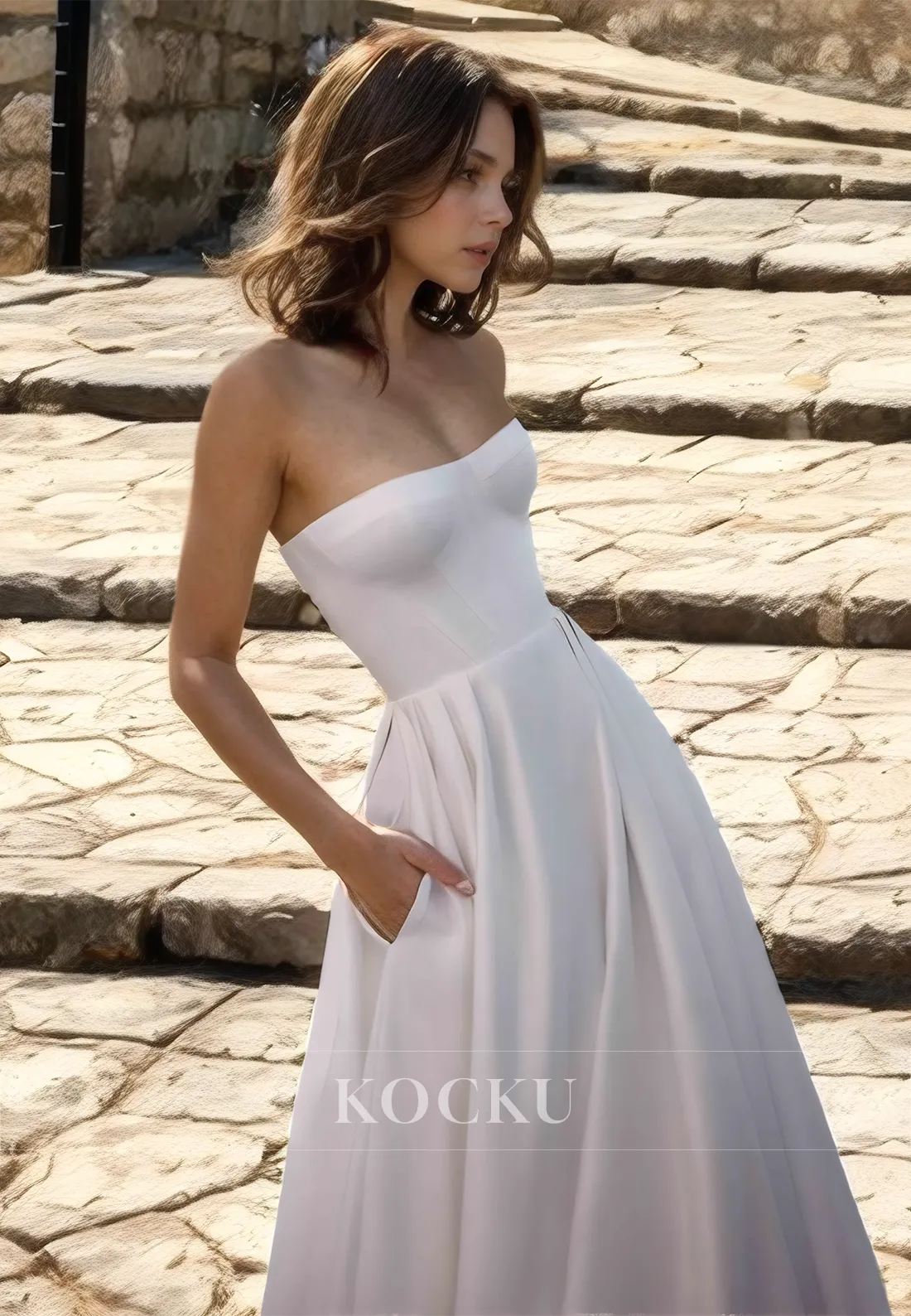 Tube Top Sleeveless A-Line Beach Wedding Dress Pleated Satin Boho Gowns with Sweep Train