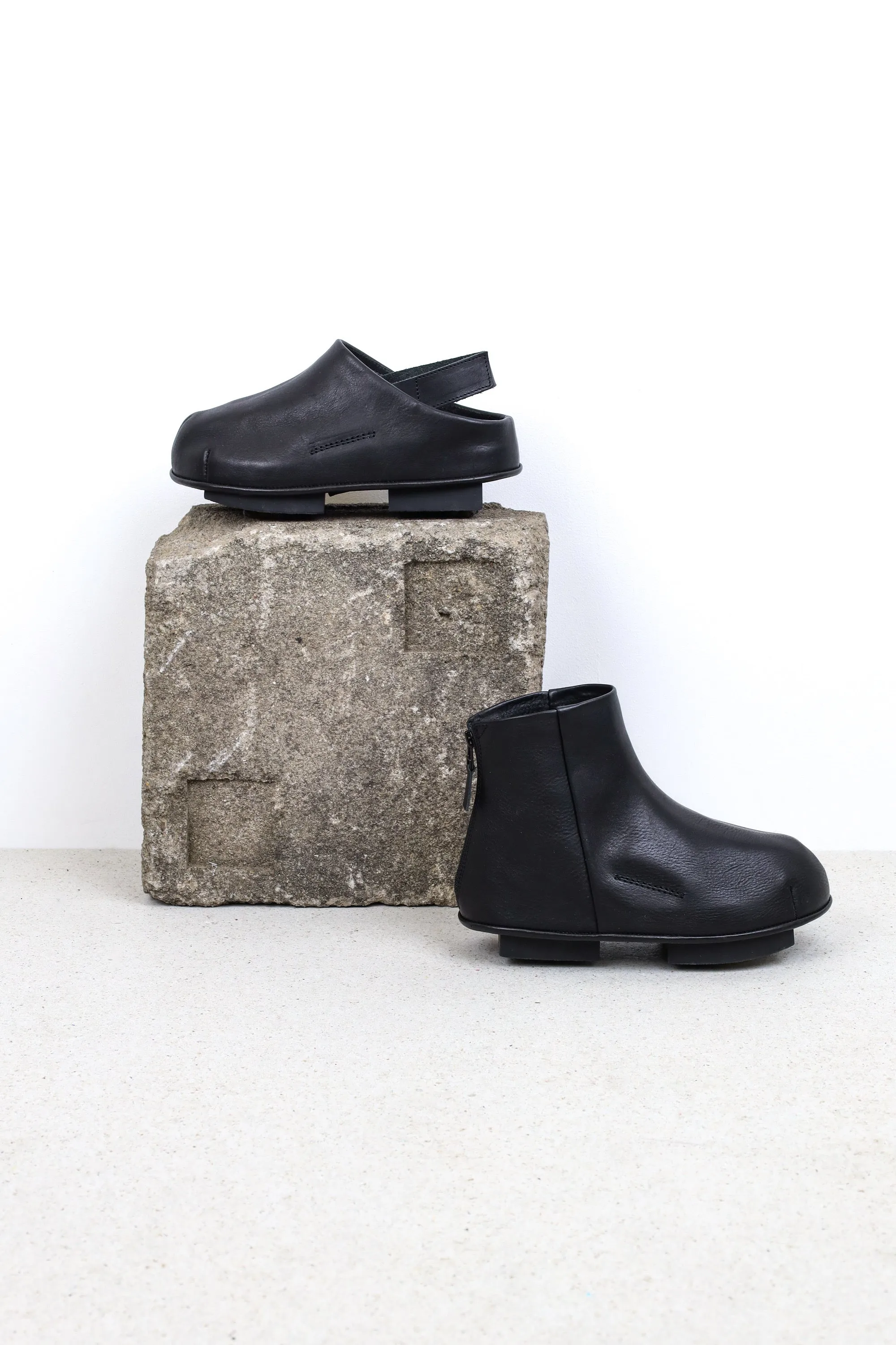 VAGUE X Trippen Shoes - Crescent
