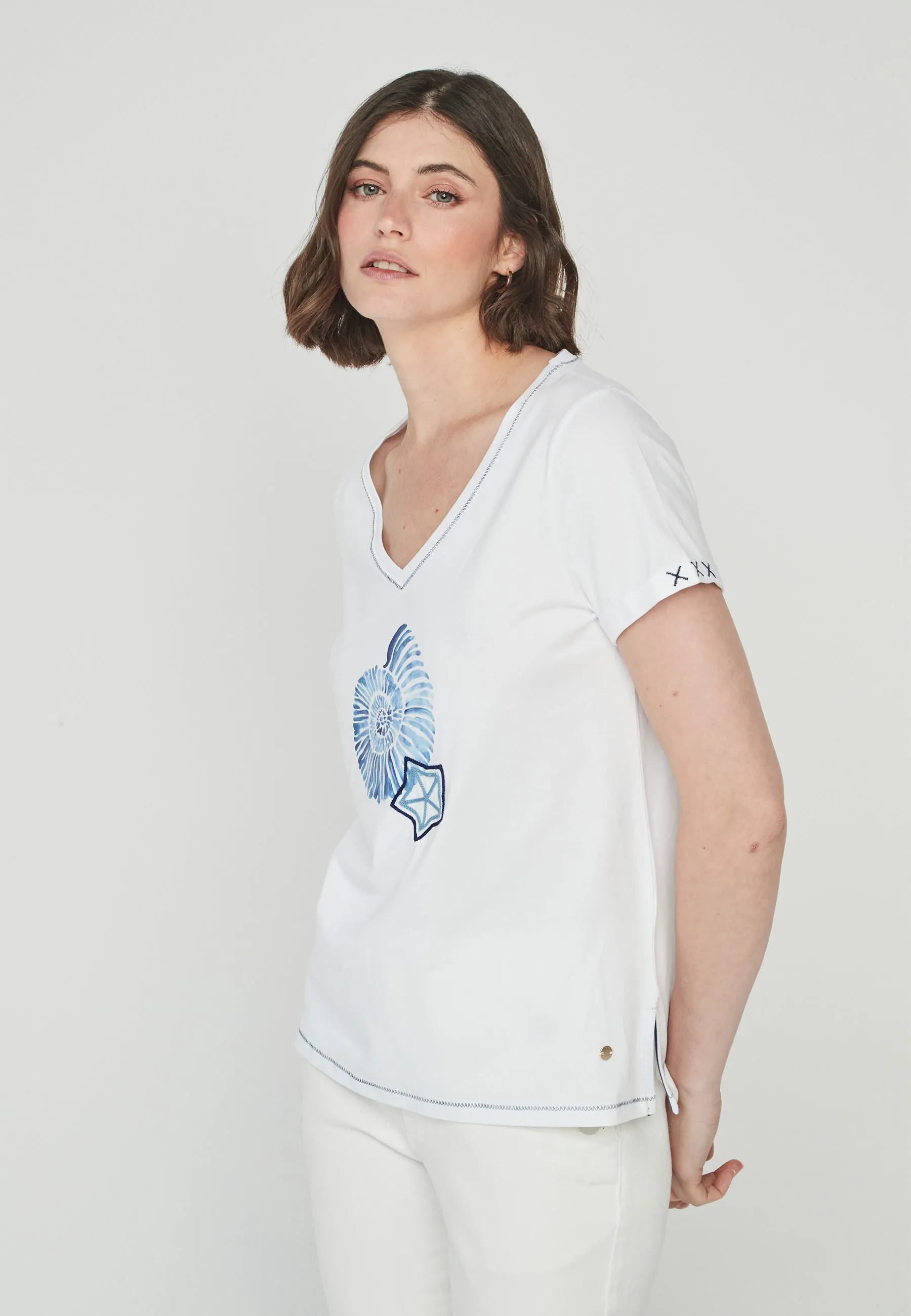 White T-Shirt With  Shell and Star Design