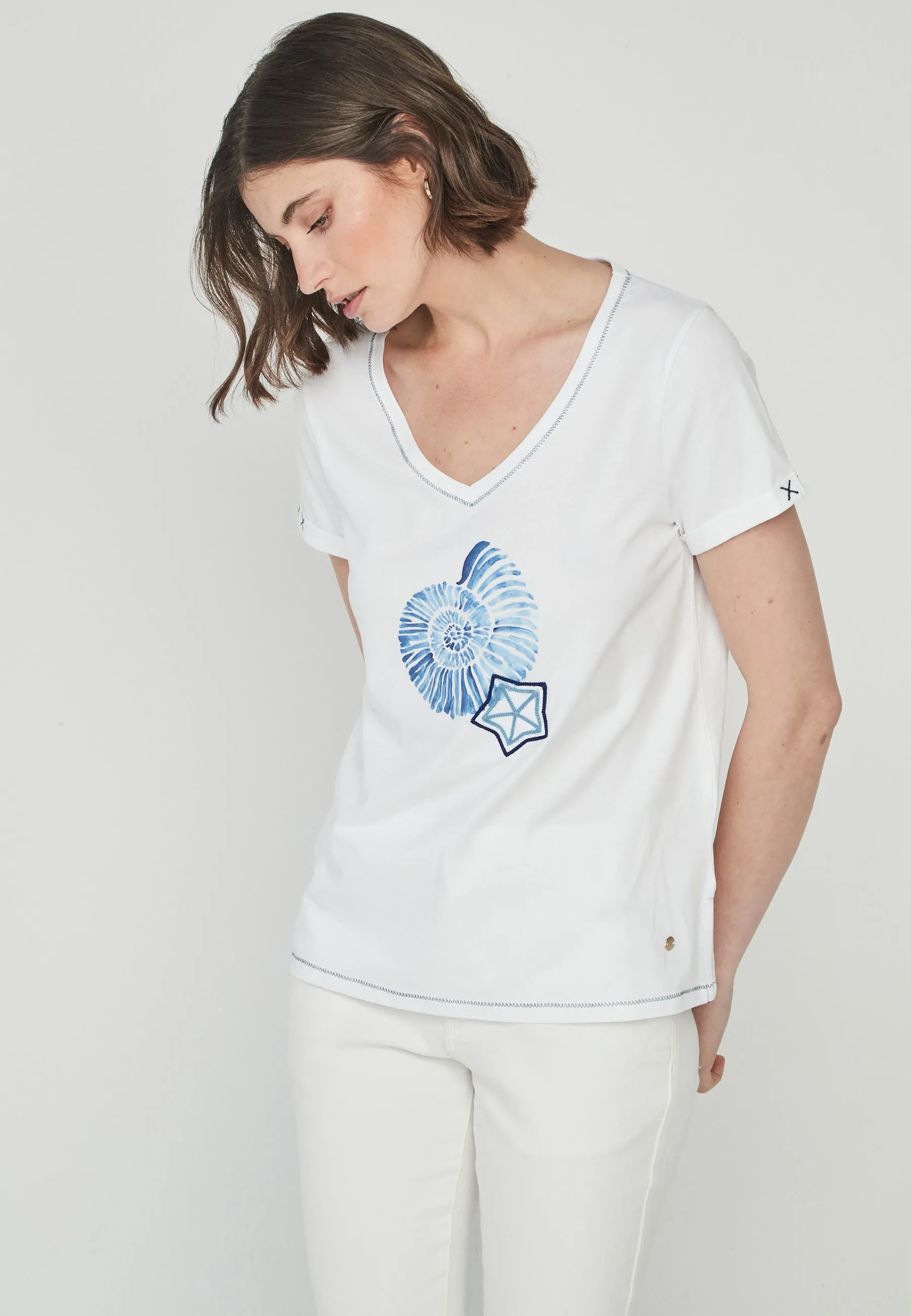 White T-Shirt With  Shell and Star Design