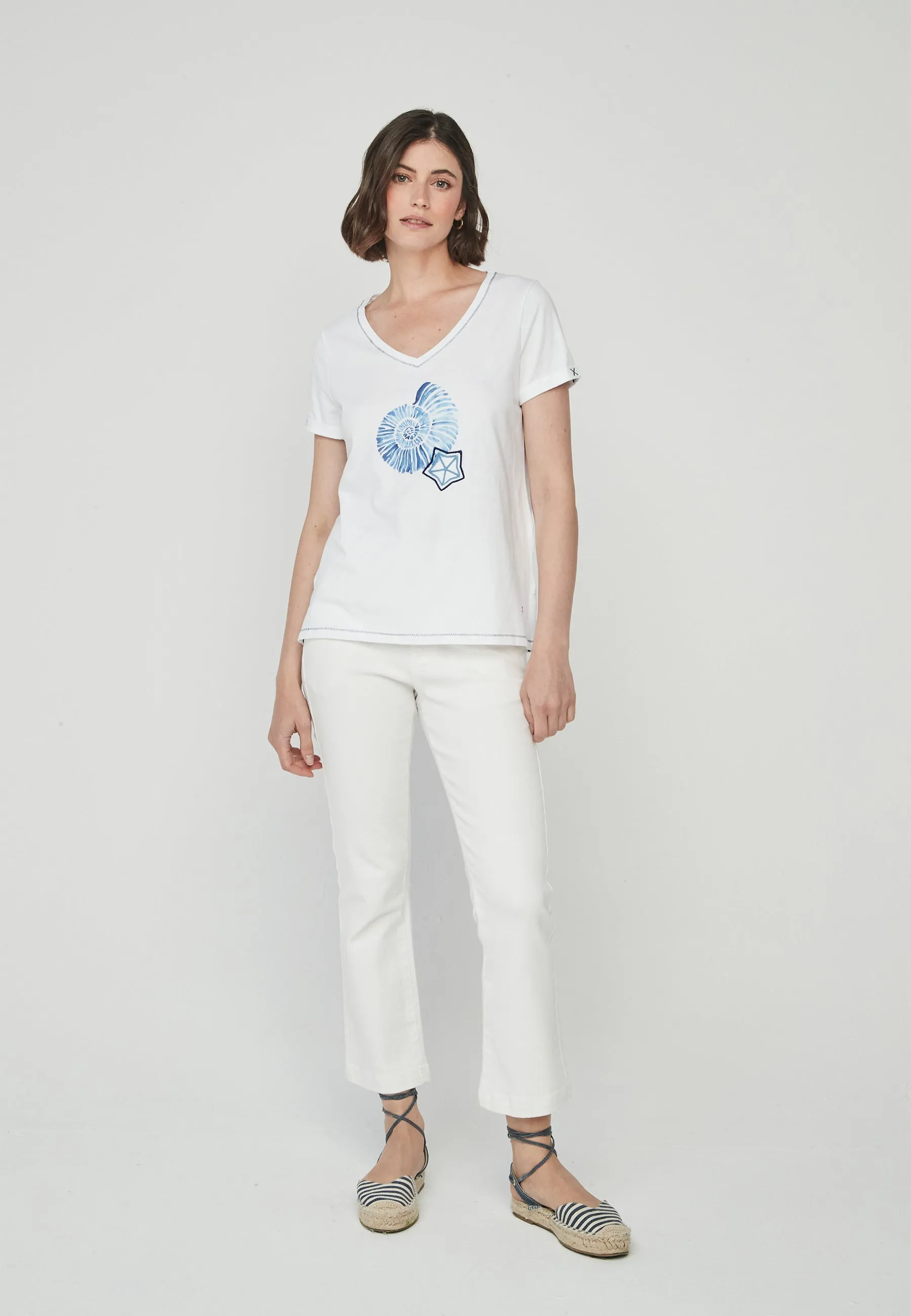 White T-Shirt With  Shell and Star Design
