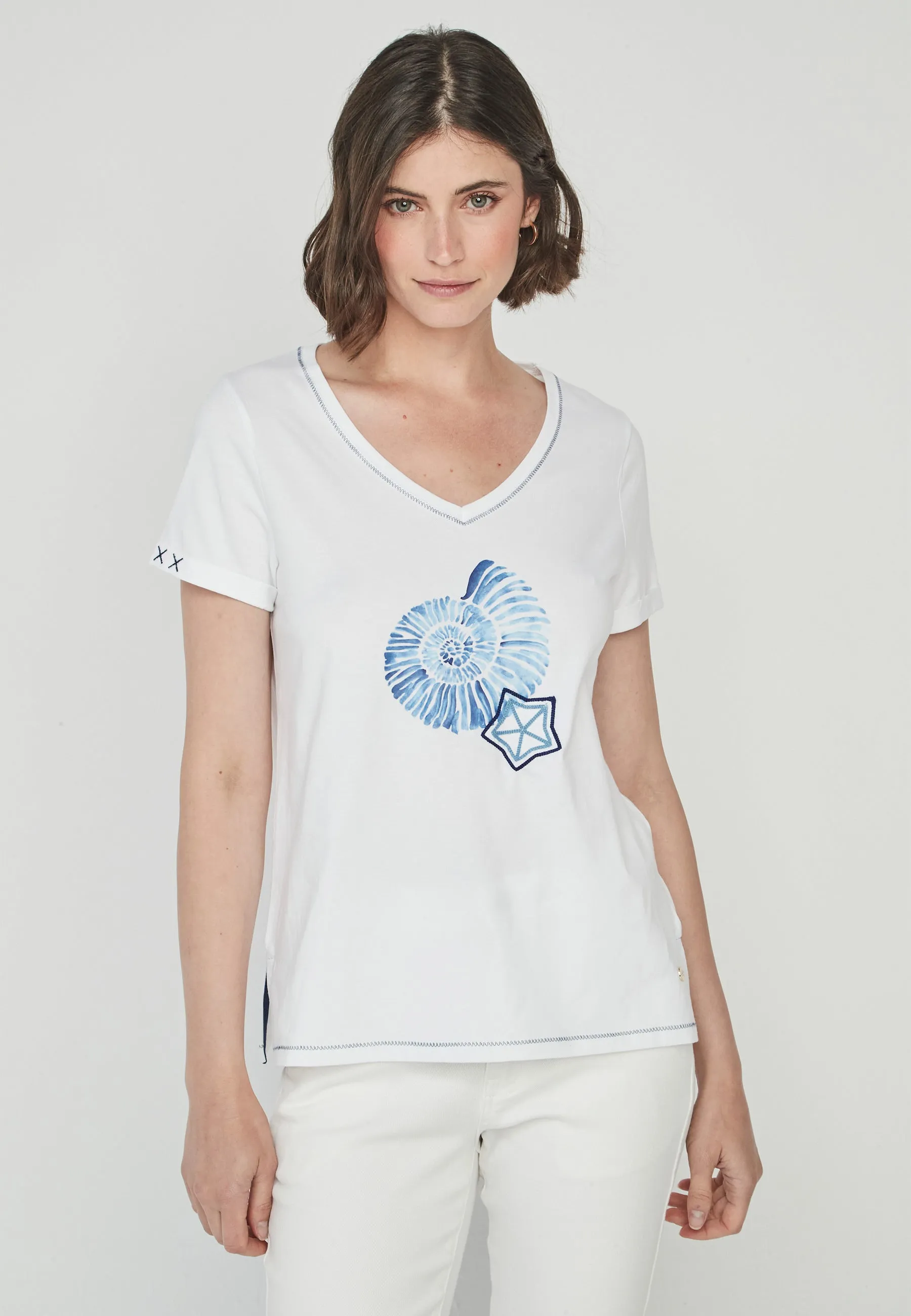 White T-Shirt With  Shell and Star Design