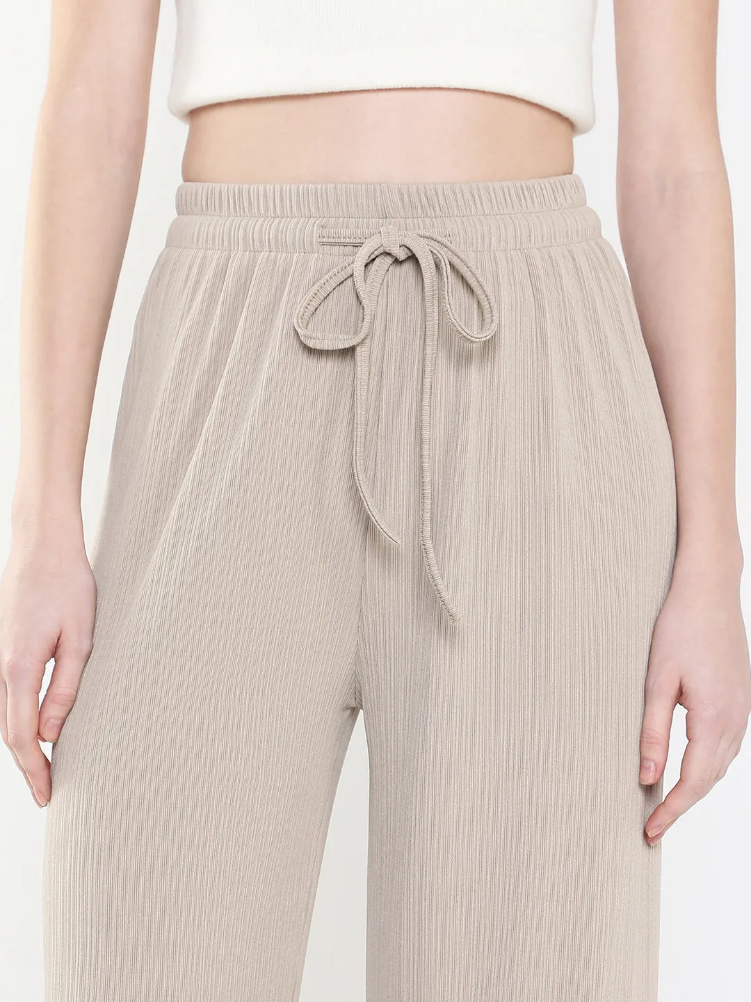 Women Solid Beige Trouser