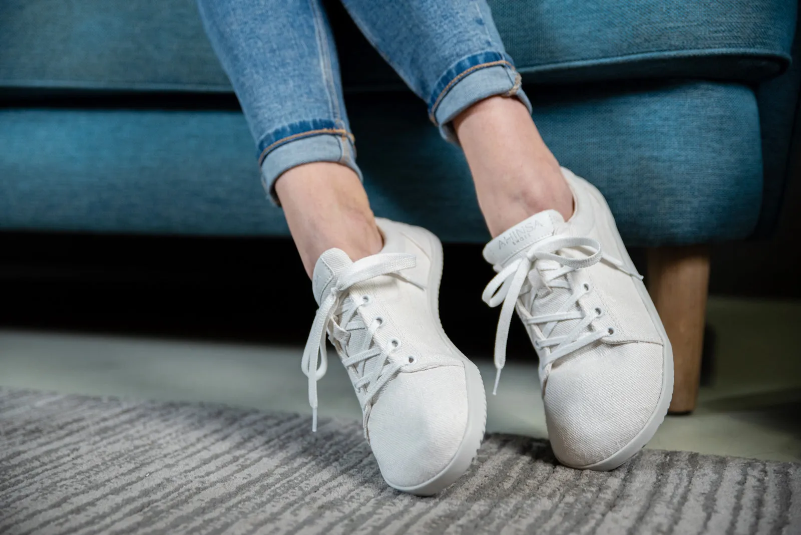 Women's Vida Hemp Comfort white sneakers