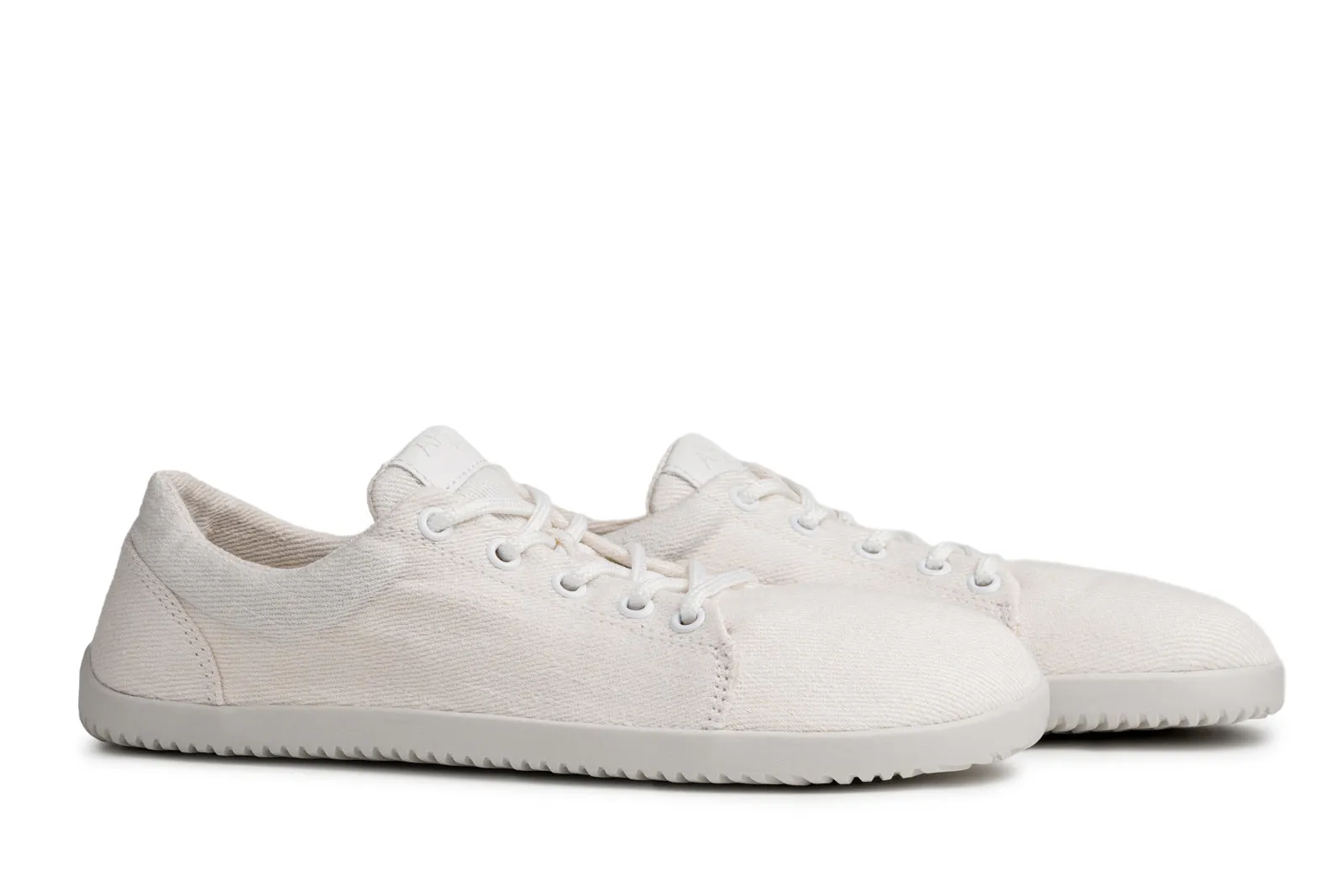 Women's Vida Hemp Comfort white sneakers